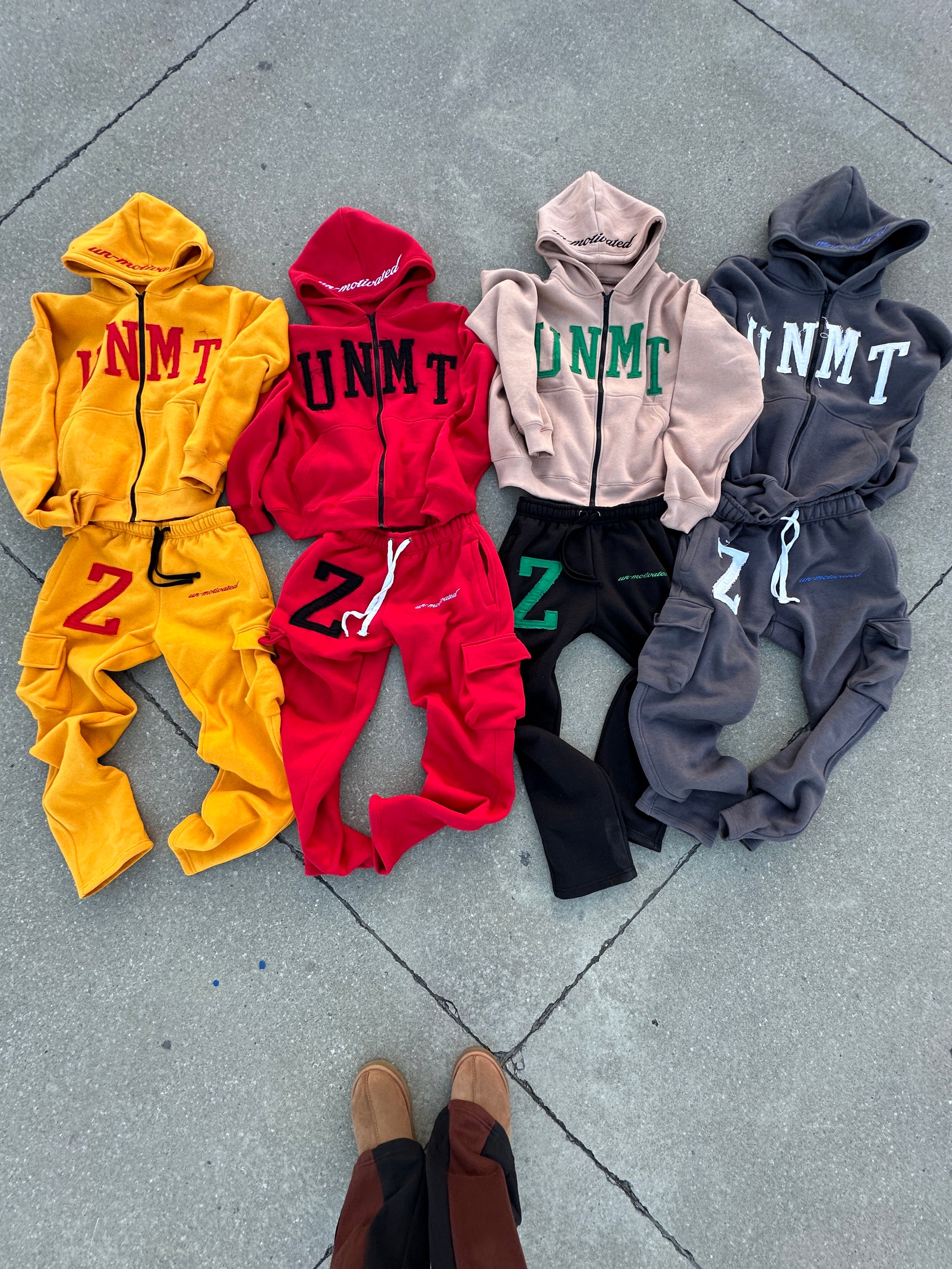 “VICTORY” Cargo Pants - Cherry Red - UN-MOTIVATED