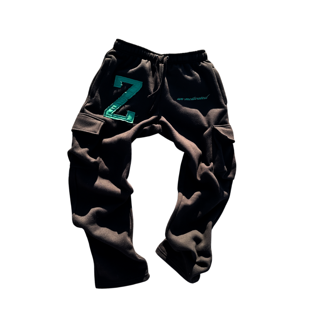 “VICTORY” Cargo Pants - Black - UN-MOTIVATED